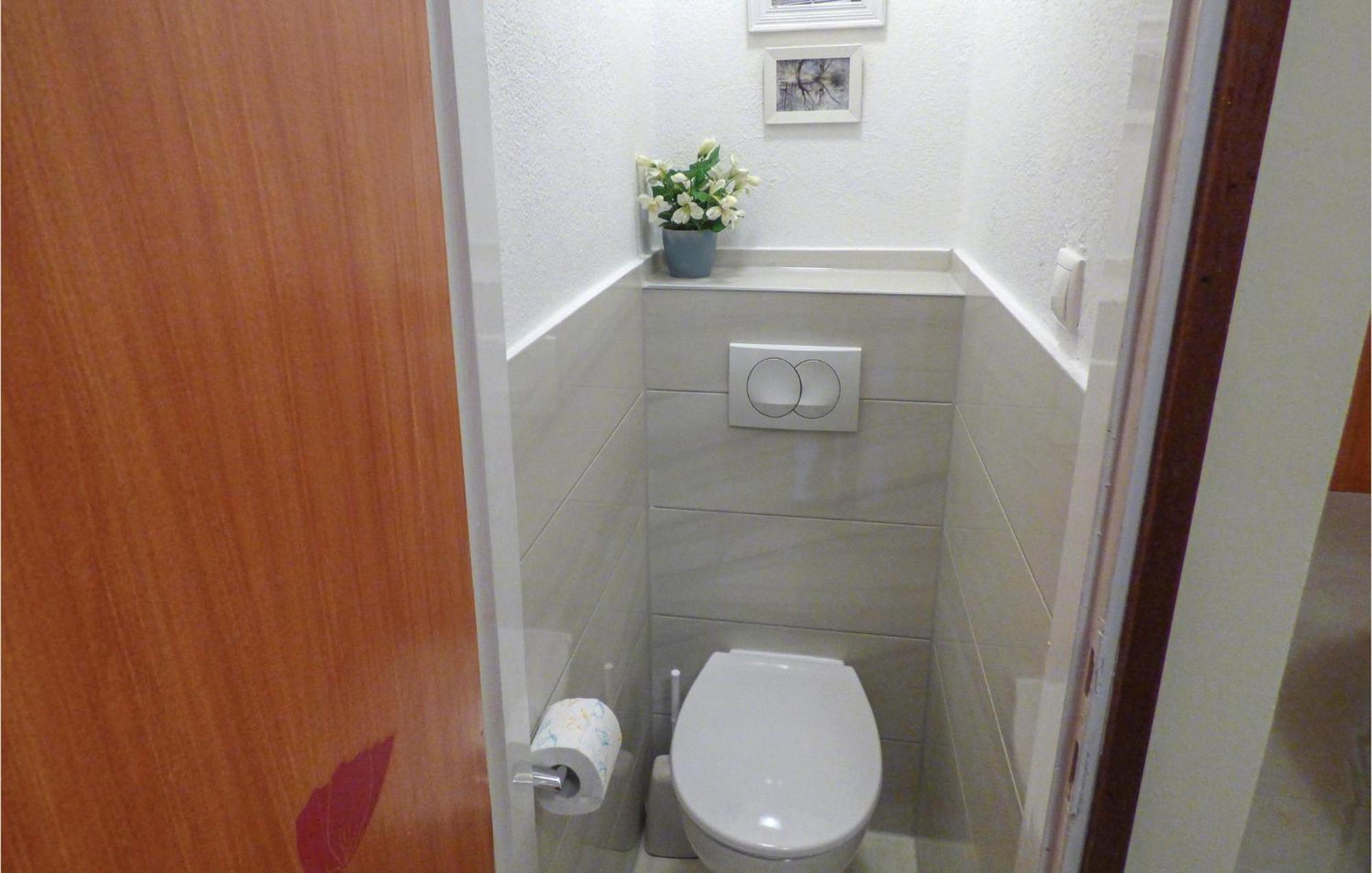 Beautiful Apartment In Omis With Wifi 外观 照片