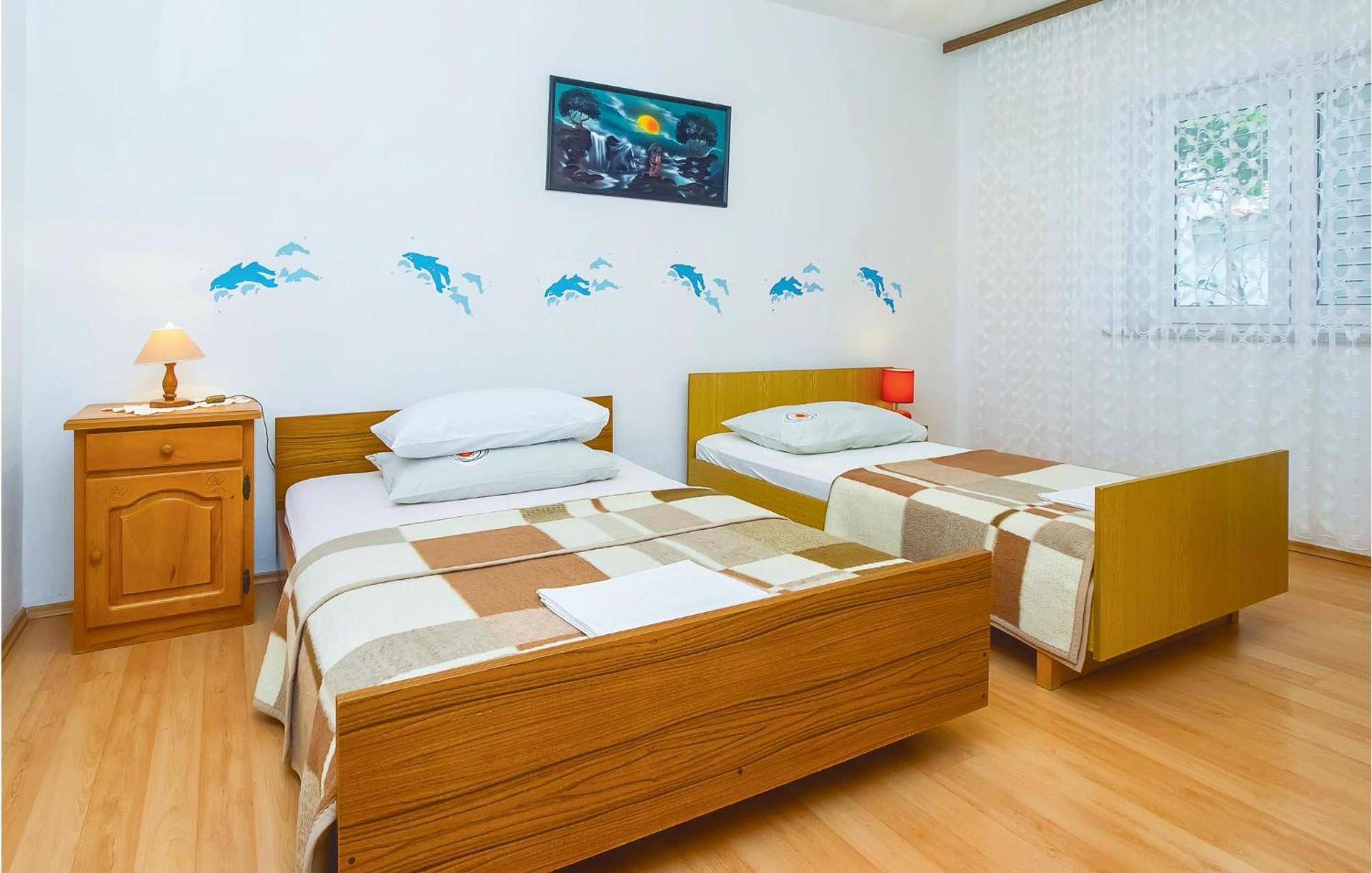 Beautiful Apartment In Omis With Wifi 外观 照片