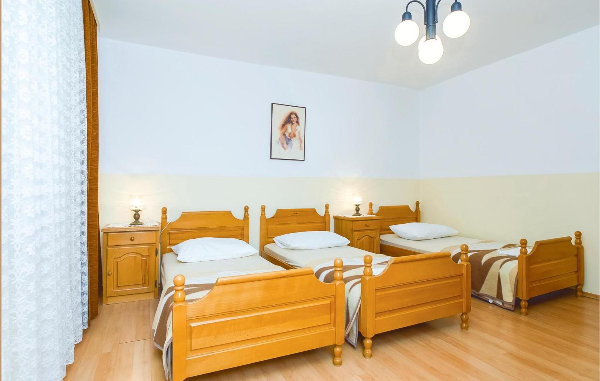 Beautiful Apartment In Omis With Wifi 外观 照片