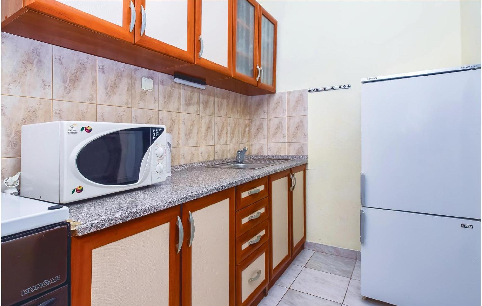Beautiful Apartment In Omis With Wifi 外观 照片